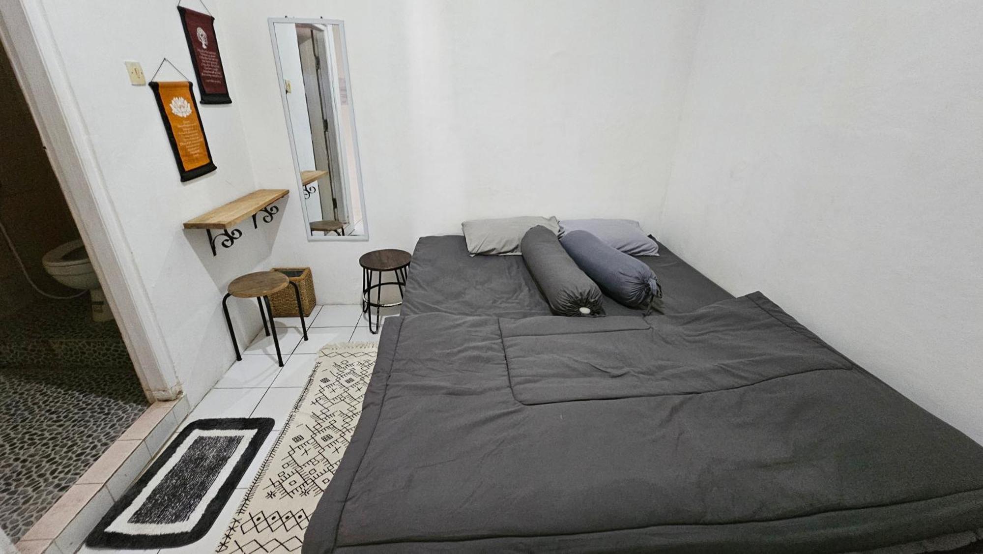 Oke Baik Hostel ジョグジャカルタ エクステリア 写真