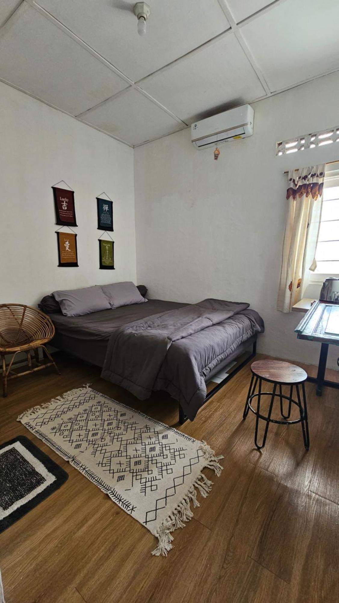Oke Baik Hostel ジョグジャカルタ エクステリア 写真