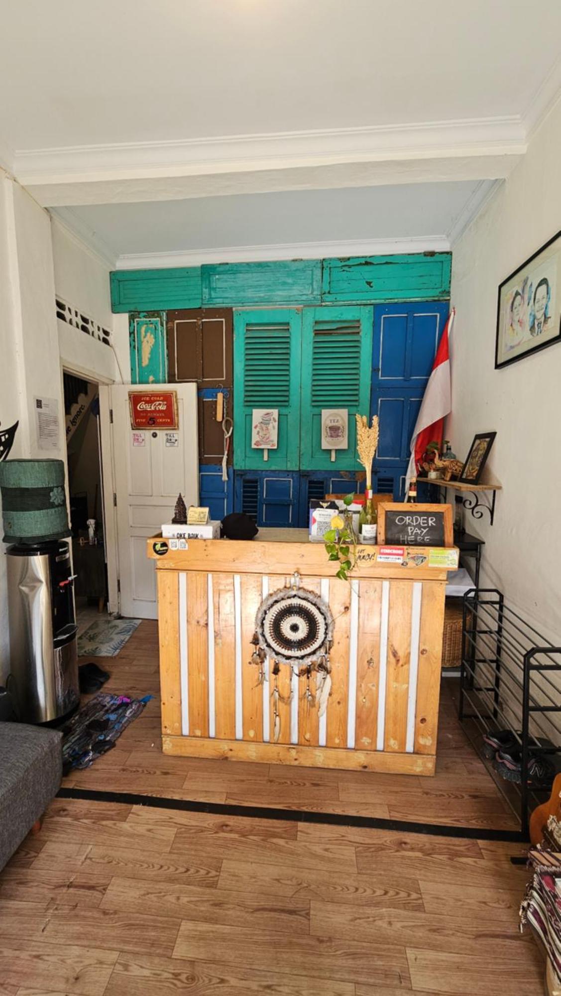 Oke Baik Hostel ジョグジャカルタ エクステリア 写真