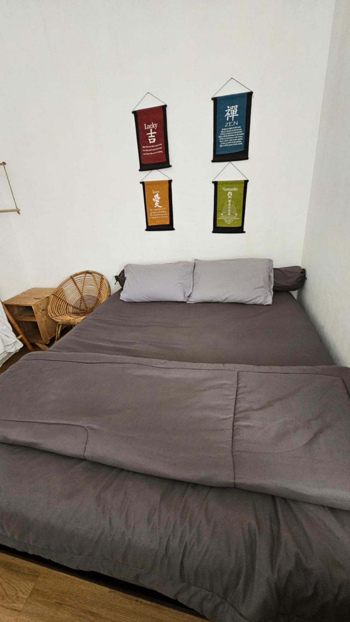Oke Baik Hostel ジョグジャカルタ エクステリア 写真